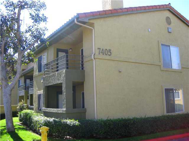 Building Photo - 7405 Charmant Dr Unit 2401 Rental