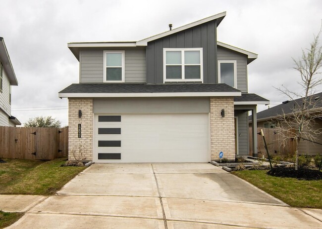 Building Photo - 12832 Barnsbury Ln