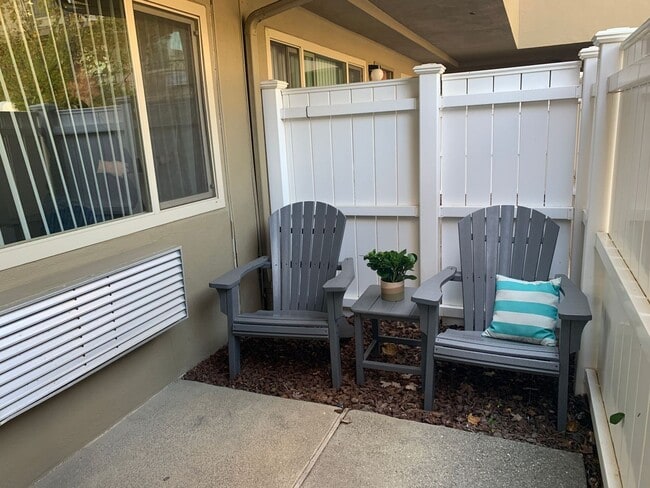 Photo - University Court