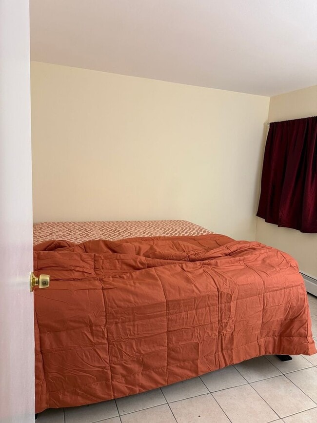 Photo - 1548 Islip Ave