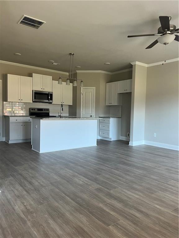 34 Dewey Rd Townhome Townhome Rental in Lilburn GA