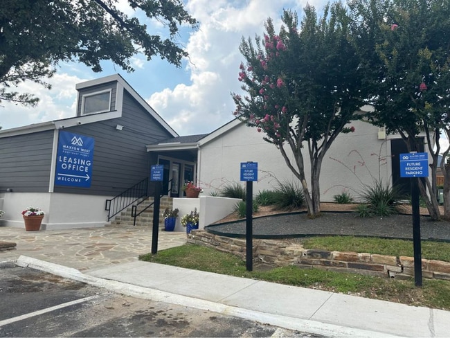 Photo - 3203 W Walnut Hill Ln Unit MW-1015