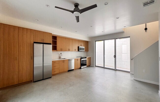 Photo - 1210 1/2 Manzanita St