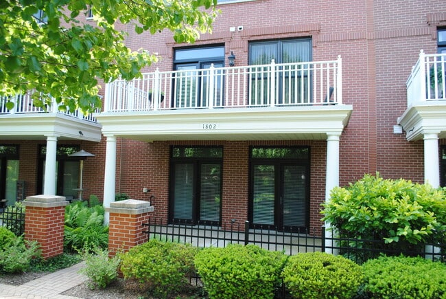 Photo - 1802 Admiral Ct