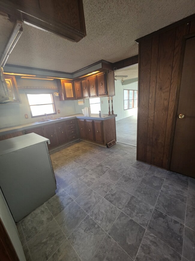 Photo - 200 Carroll St