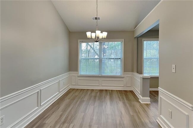 Photo - 252 Creel Chase NW