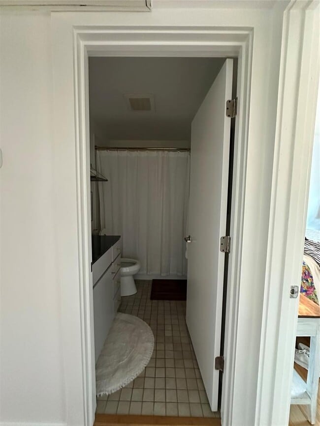 Photo - 2200 Dickson Dr Unit 216