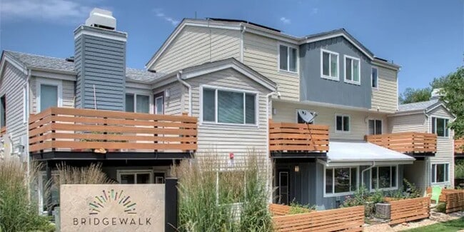 Photo - 676 Walden Cir