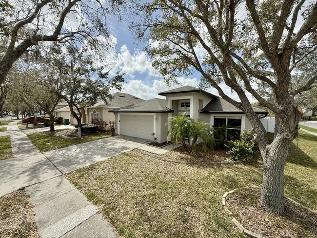 Photo - 27519 Sky Lake Cir