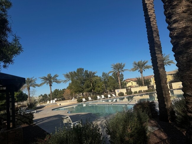 Photo - 4 bedroom in Gilbert