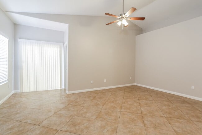 Photo - 1006 Rocky Stone Ave