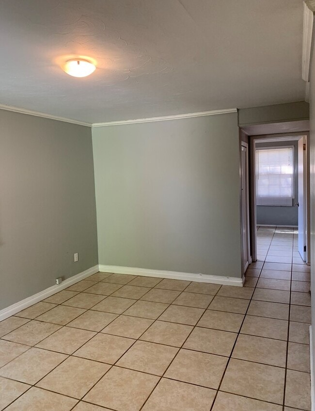 Photo - Spacious 3 Bedroom Home Near River City Marketplace
