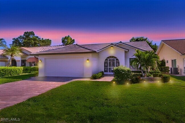 Building Photo - 841 Kings Way