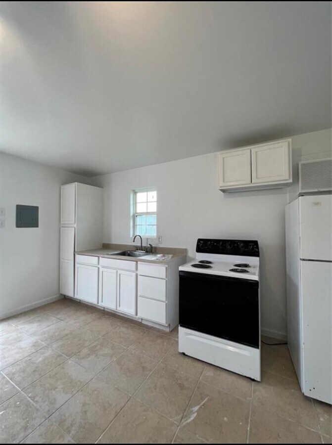 Photo - 6265 Highway 75