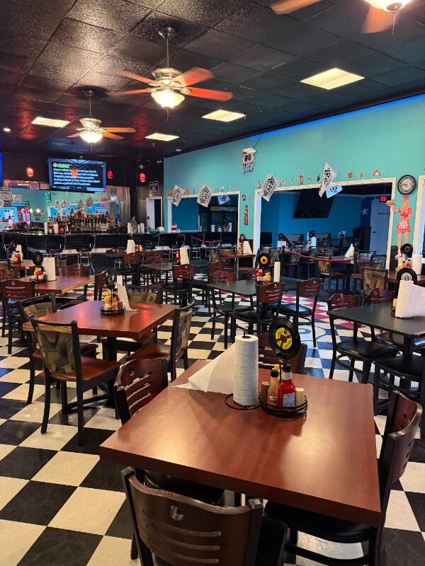 Photo - 625 E St Joseph St