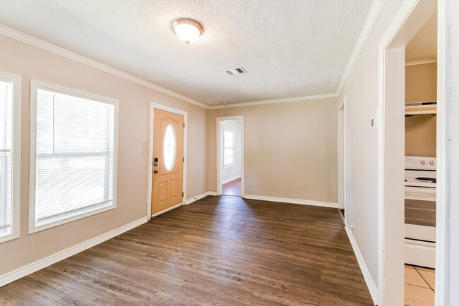 Photo - 1505 4th Ave N