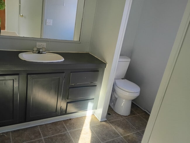 Photo - 184 Ramsey Blvd SE