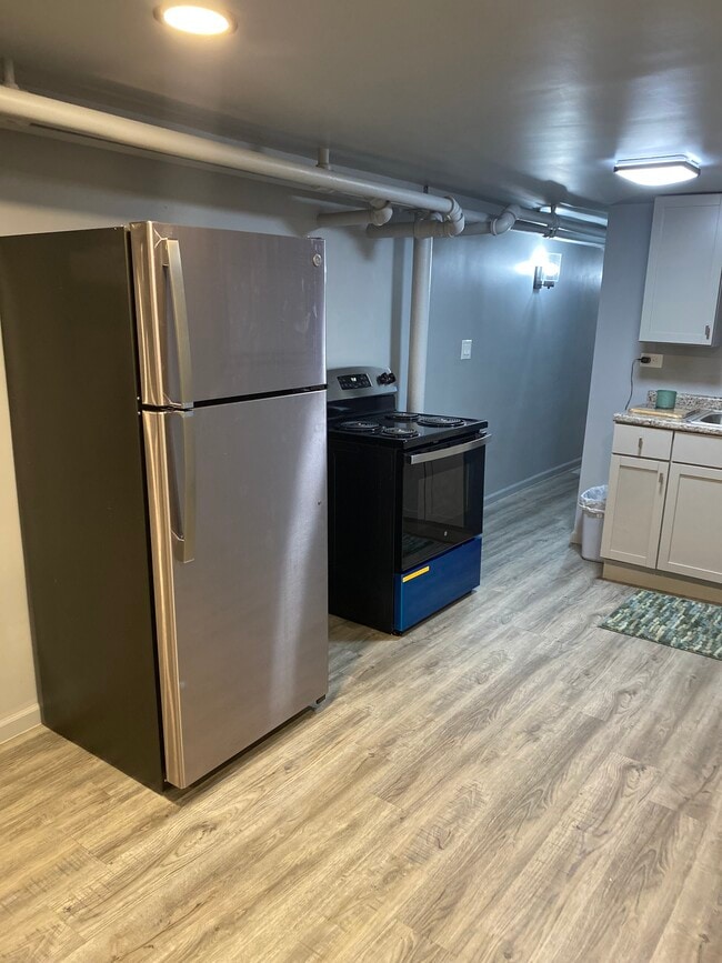 Kitchen - 4865 W Concord Pl Unit Basement
