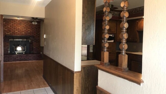 Photo - 132 N Rimrock Rd