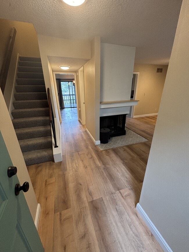 397 Raspberry Ln
