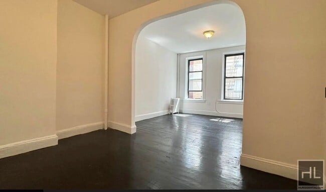 Building Photo - EAST 70 STREET