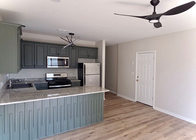 Photo - 6439 S St Lawrence Ave Unit 2