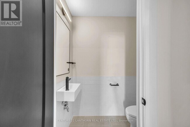 Photo - 38 Front St Unité # 1