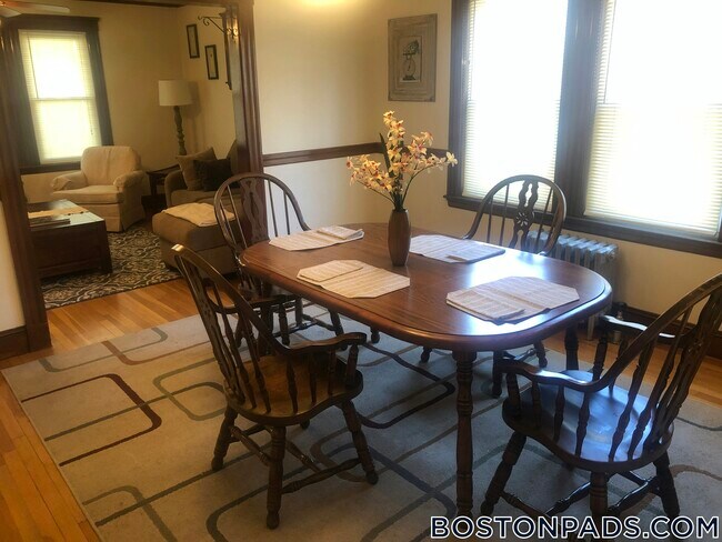 Photo - 56 Union St Unit 1