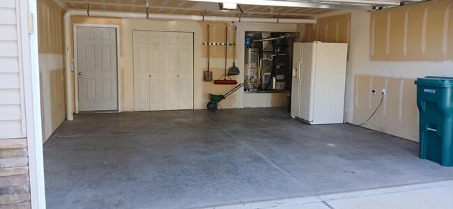 Photo - 672 Theresea Ct