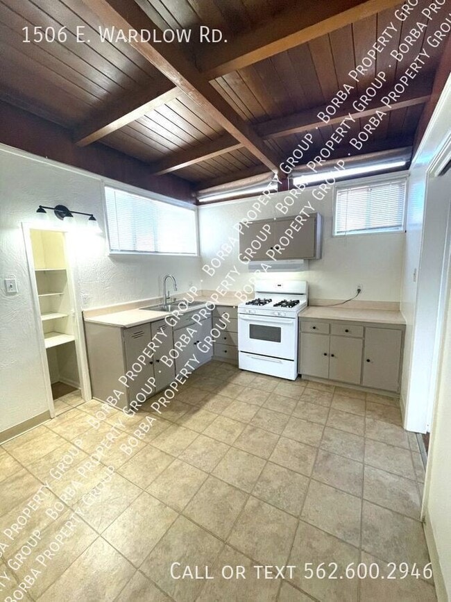 Photo - 1506 E Wardlow Rd Apartment