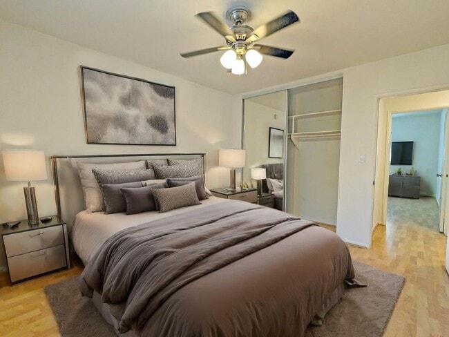 Photo - 3408 Mentone Ave Unidad 5