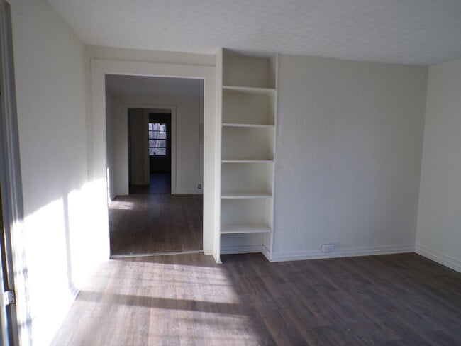 Photo - 3716 44th Ave N