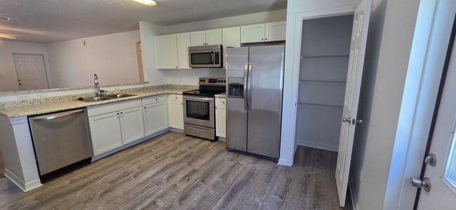 Photo - 2135 19th Ave SW