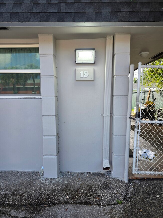 Photo - 19 SW 14th St