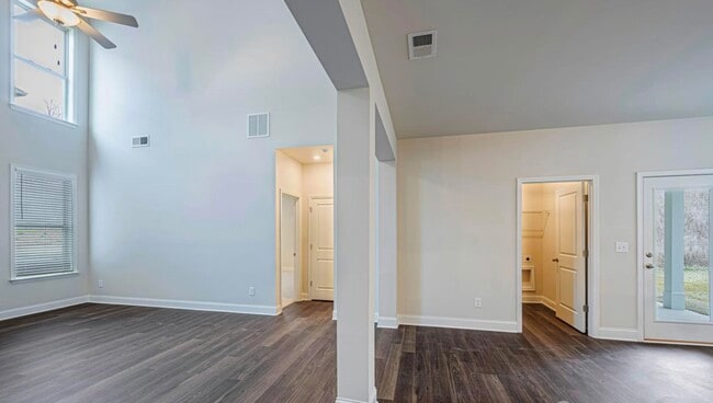 Photo - Beautiful Home Ready Now In Margrave Dr