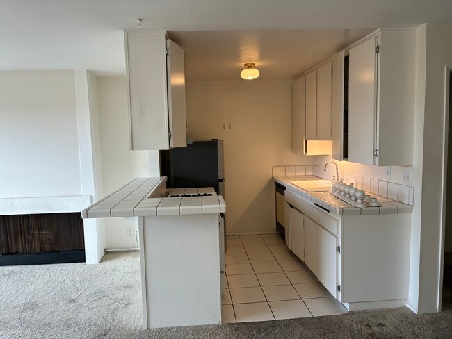 Photo - 1600 Ardmore Ave Unit 1600 Ardmore Avenue