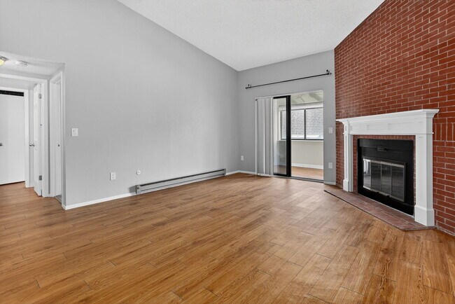 Photo - 534 E 7th Ave Unit 306