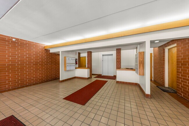 Photo - 1041 Susan Collins Ln