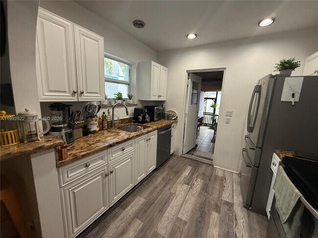 Photo - 1921 Jefferson St