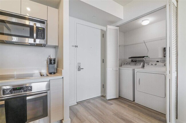 Photo - 2602 E Hallandale Beach Blvd Unidad SI ID1227524P