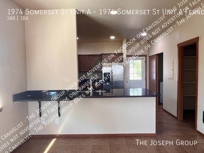 Photo - 1974 Somerset St Unit 1974 Somerset St A Ferndale