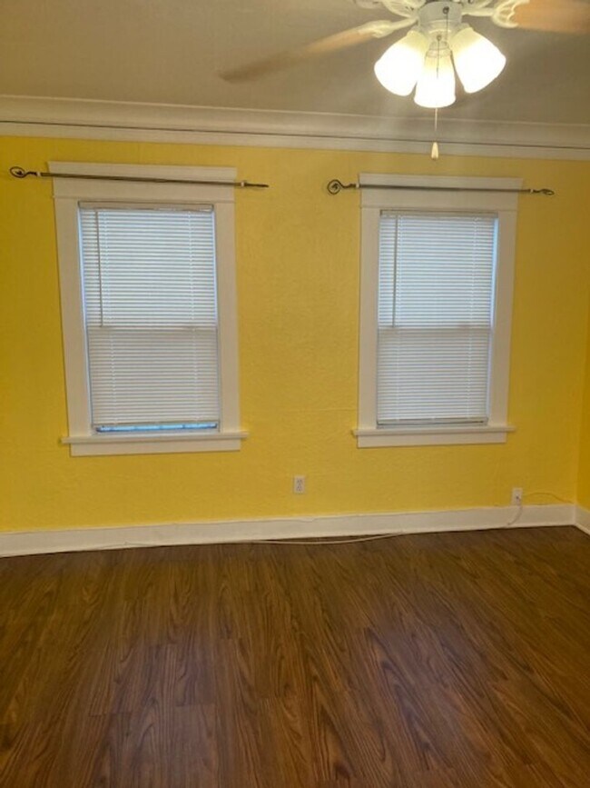 BEAUTIFUL STUDIO UNIT IN DOWNTOWN LB*** Condo Unit 3 Condo for Rent