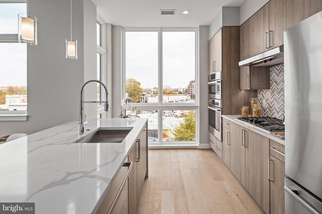 Photo - 646 H St NE Unit 503