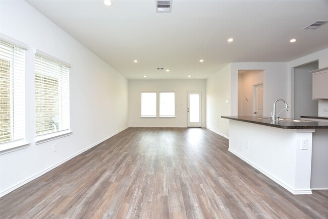 Building Photo - 24311 Saddlestone Green Dr Rental