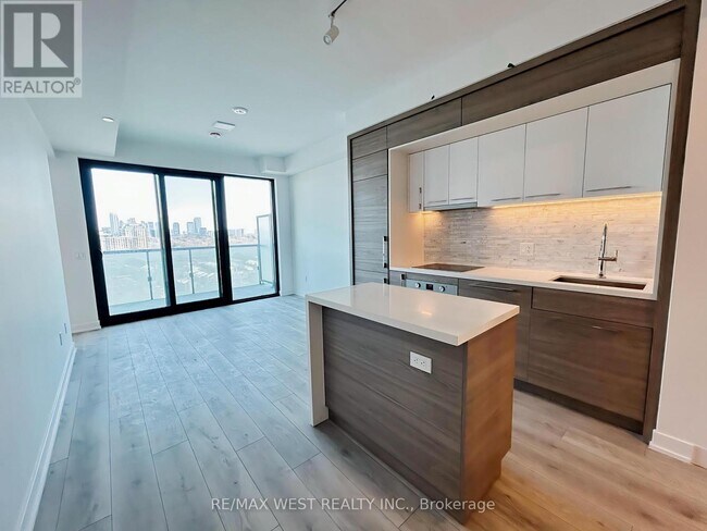 Photo - 29 Green Trail Court Unit 1602