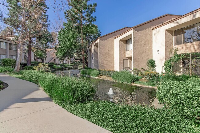 Photo - Huntington Lakes Apartments