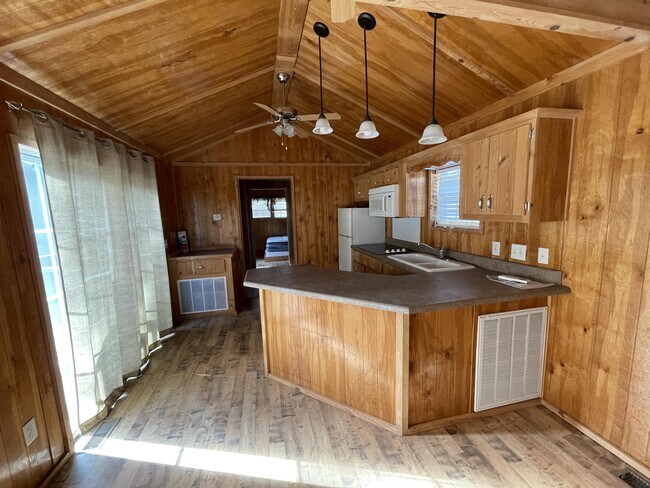 Photo - 48936 River Park Rd