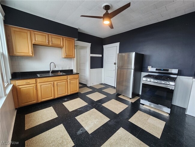 Photo - 1949 Coltman Rd Unit 3