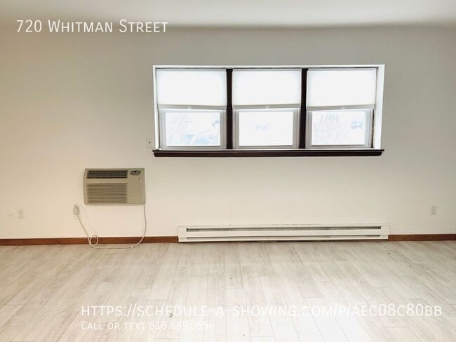 Photo - 720 Whitman St