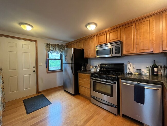 Photo - 1098 Lexington Pkwy N Unit 3